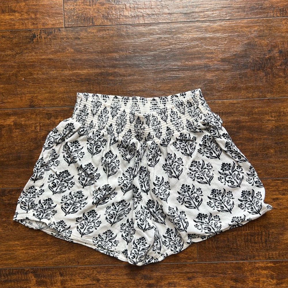 Mossimo Supply Co. Black & White Floral High-Waist Smocked Shorts